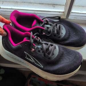 Altra Women's Athletic Shoes - Black and Pink